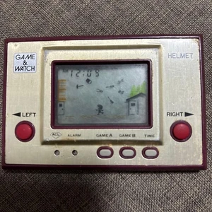 Helmet Nintendo Game Watch - Picture 1 of 4