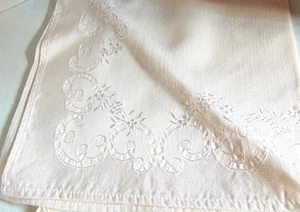 Set of  7  Off White Embroidered 16" Square Cloth Napkins - Picture 1 of 4