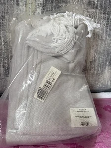 Matouk Pezzo Throw Blanket Silver 50”x70” - Picture 1 of 2