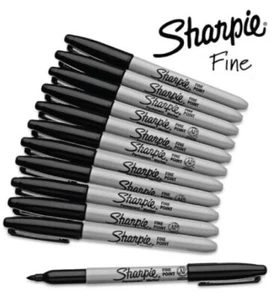 Pennarelli permanenti punta fine Sharpie neri 1,2,4,6,8,10 o 12 penne - Foto 1 di 14