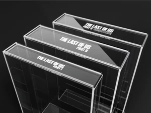 LARGE Custom Acrylic Protector & Display Case - max. 11.75"x11.25"x2" (299x288x5 - Picture 1 of 9