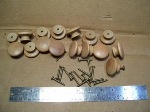 16 STCK. POLIERT 1-1/2 ZOLL HOLZSCHRANK KNOPF MIT METALLGEWINDEEINSATZ & SCHRAUBE 0070 - Bild 1 von 5