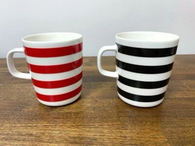 Taza Marimekko 60 Aniversario TASARAITA 250ml Taza Marimekko Par Negro y Rojo Foto 1 de 4
