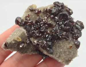 +++ SPHALERITE, QUARTZ ELMWOOD MINE, CARTHAGE, SMITH COUNTY, TENNESSEE +++ - Picture 1 of 8
