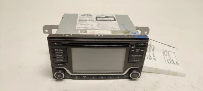2017-2019 Nissan Sentra AM FM CD Player Radio Receiver Display Screen OEM - Imagem 1 de 4