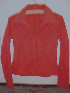Nadelstreifen Bluse rot Herzchen-Knöpfe  - Bild 1 von 3