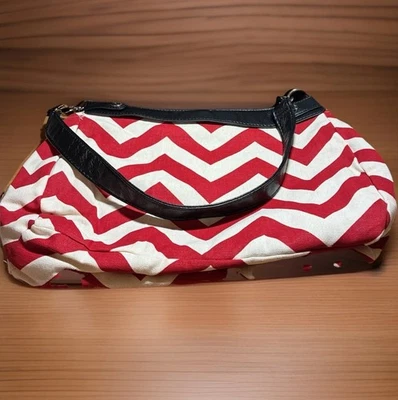 Cartera falda suite Thirty One con 2 fundas (3 ganchos) espaciosa y limpia Foto 1 de 4