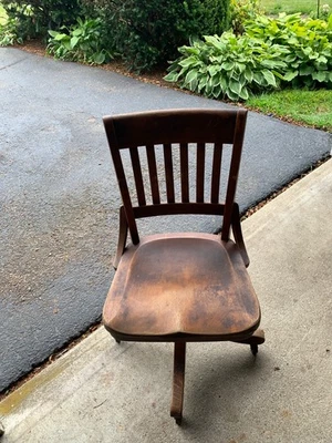 ANTIGUA SILLA DE ESCRITORIO GIRATORIA PARA BANQUEROS DE MADERA DE ROBLE MECEDORA RODANTE Foto 1 de 4