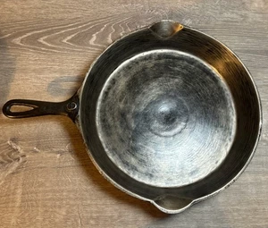 Sartén antigua de hierro fundido SJ #9 de colección con anillo térmico - Imagen 1 de 7
