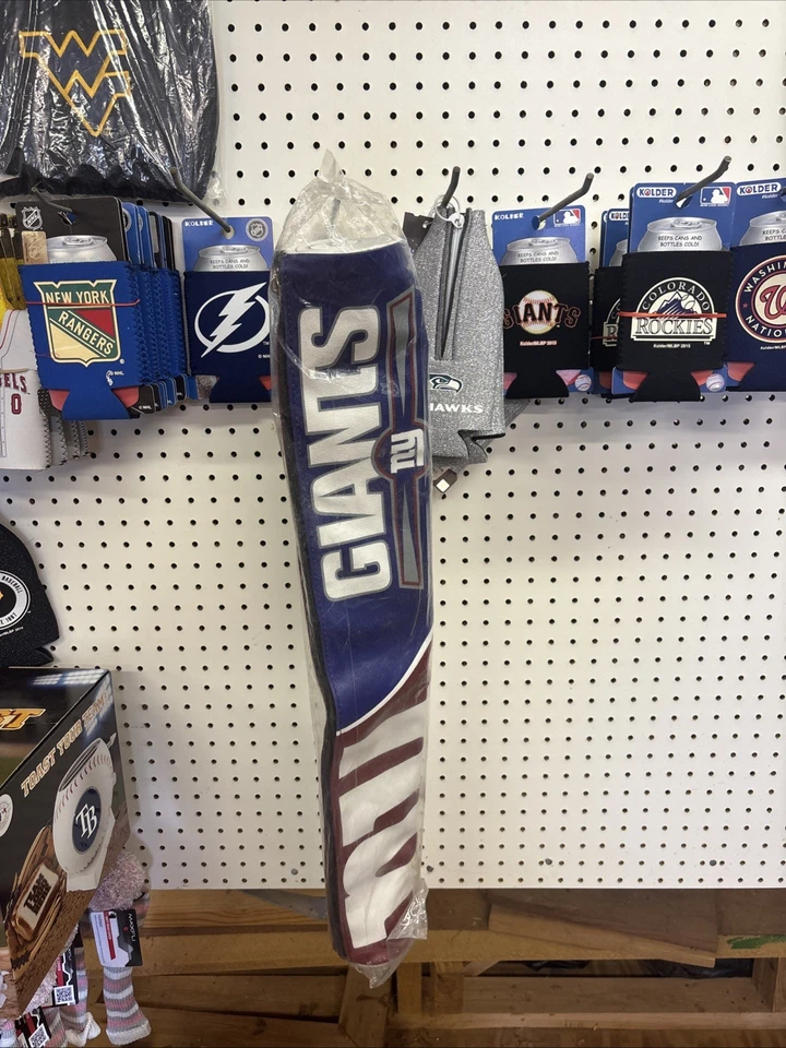 Enfriador de bebidas aislado de fútbol americano de 6 latas New York Giants con licencia oficial Foto 1 de 2