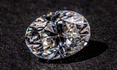 Loose CVD Diamond (7x9 mm) 1.90 Ct Oval -D Color, FL CLARITY Certified diamond - Image 1 of 4