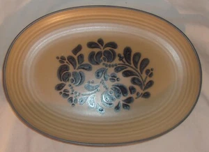 SCARCE PFALTZGRAFF FOLK ART BROWN AND BLUE SERVING PLATE 12 X 8.5 INCHES NICE! - Bild 1 von 2
