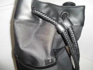 BORSA BAG TRACOLLA A SACCA NERA SIMILPELLE E TESSUTO TECNICO BALENCIAGA - Imagen 1 de 5