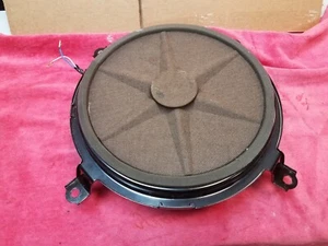 LEXUS GENUINE SPEAKER ASSY W/BRACKET 86150-0W660 ES350/300H/ES250 - Picture 1 of 12