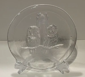 Maybe Blenko? Vintage Ribbed Pressed Glass Round Owl Suncatcher - Picture 1 of 13