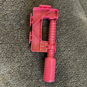 VINTAGE MATTEL HOT WHEELS RED LINE ERA TRACK CLAMP - Picture 1 of 8