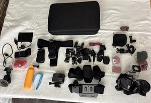 GoPro 7 Silver with More Accessories - Picture 1 of 9