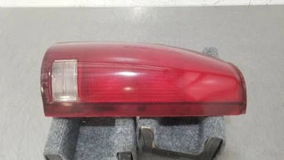 97 1997 Chevy Silverado 1500 Pickup Fleetside luz trasera lámpara conductor izquierdo Foto 1 de 4