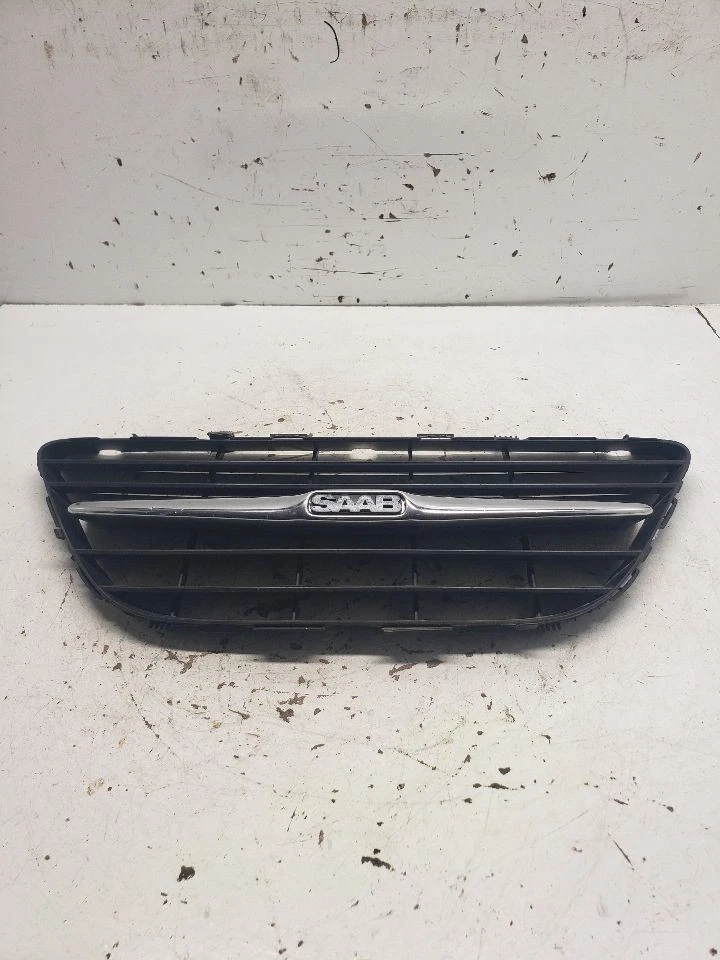 Rejilla central superior delantera compatible con 02-05 SAAB 9-5 1420364 Foto 1 de 4