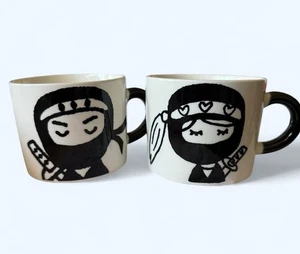 Taza de café de cerámica AIWA Ninja niño y niña rara Japón negra blanca 12 fl oz - Imagen 1 de 5