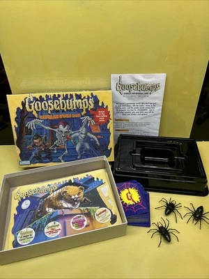 COMPLETE Vintage 1995 GOOSEBUMPS SHRIEKS & SPIDERS Board Game Parker Brothers - Image 1 of 4