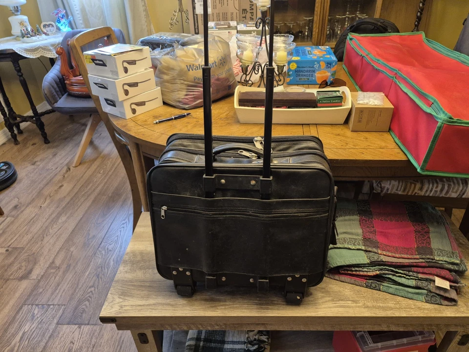 Vintage CompuCase Style #1633585 Wheeled Portfolio/Computer Case Vinyl Black  - Image 1 of 2