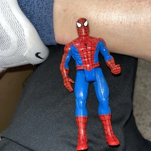 Figura de acción Marvel Spiderman ToyBiz Heavy Hitters Spider-Man 5", 1996. Usado - Imagen 1 de 3