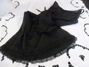 jolie combinaison&fond de robe vintage jolie dentelle taille  38  ref 384N0 - Zdjęcie 1 z 3