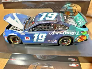 ELITE Martin Truex Jr. #19 Bass Pro Shops Sherry Strong 2020 Camry 1/24 - Picture 1 of 24