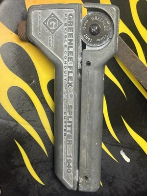 Herramienta cortadora de conducto flexible divisor Greenlee Flex 1940 Foto 1 de 2