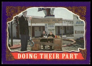 1991 Topps The Addams Family Filmkarte #87 Doing Their Part, Pugsley Wednesday - Bild 1 von 2