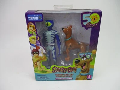 Скуби-Ду! Scooby & the Skeleton Man 50 Лет Walmart Эксклюзив Новый в Упаковке - Изображение 1 из 4