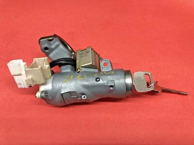 1998 - 2001 年丰田 COROLLA IGNITION LOCK CYLINDER ASSEMBLY W 2 KEYS 45020-12-11 — 第 1/4 张图片