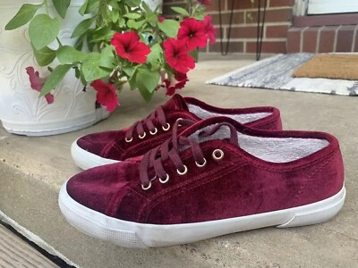 oldnavy tennis shoes - Image 1 of 2