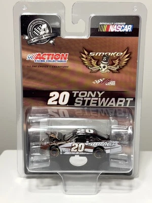 Tony Stewart #20 Smoke Cot 2008 escala 1/64 NASCAR acción diecast platino HO Foto 1 de 2
