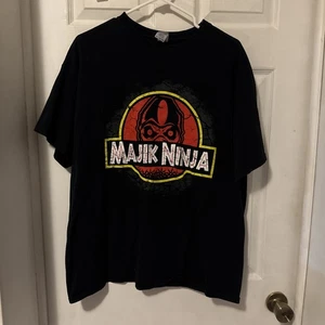majik ninja entertainment Tshirt  - Bild 1 von 5