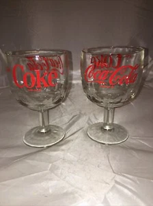 2er Set Vintage/Retro Daumenabdruck Schwerlast Coca Cola 12 Unzen Kelche - Bild 1 von 3