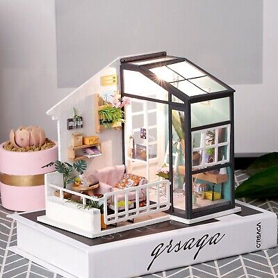 Rolife DGM05 Fancy Balcony DIY Wooden Miniature Dollhouse Handmade Doll House  • 25.99$