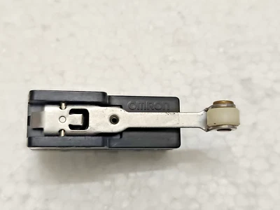 Omron Micro Switch Z-15GW 2-B7-K Endschalter 15A125.250Or480V AC 4 Stück - Bild 1 von 4