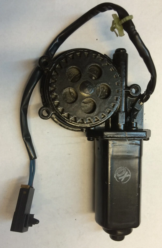 WINDOW LIFT MOTOR 47-1333 fits: INFINITI M30 Q45 NISSAN 240SX (REMAN) - Image 1 of 1