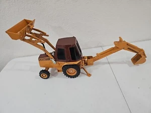 Vintage ertl diecast metal loader backhoe great shape With 580 Super K Loader - Picture 1 of 24