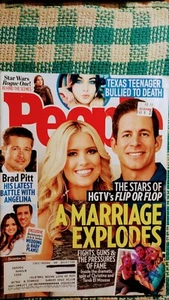 PEOPLE MAGAZINE STARS OF HGTV'S FLIP OR FLOP DECEMBER 26,2016 MAGAZINE - Bild 1 von 24