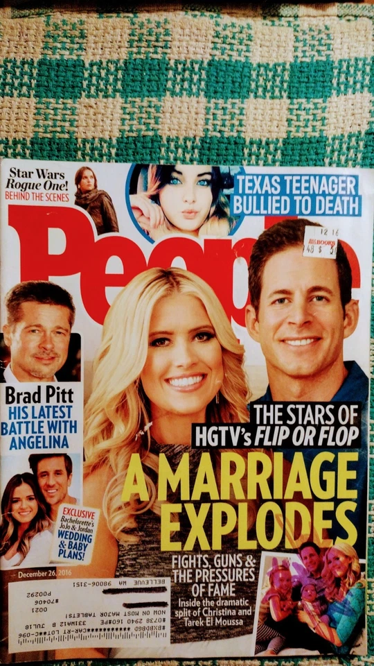 PEOPLE MAGAZINE STARS OF HGTV'S FLIP OR FLOP DECEMBER 26,2016 MAGAZINE - Image 1 of 4