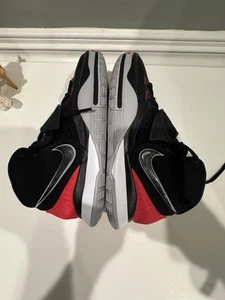 Kyrie 6 Bred - Picture 1 of 5