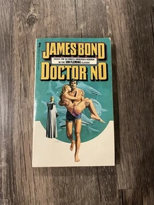 Dr. No (Ian Fleming 1958 / 1981 Paperback Jove Fiction - Picture 1 of 3