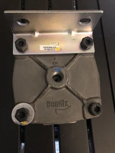 ¡¡NUEVO!! Válvula de relé OEM Bendix 065104 "SE ENVÍA GRATIS" - Imagen 1 de 6