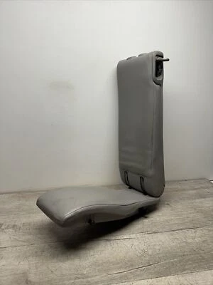 OEM 2008 - 2013 TOYOTA HIGHLANDER 2ª LINHA ASSENTO DE SALTO DOBRÁVEL MÉDIO COURO CINZA - Imagem 1 de 4