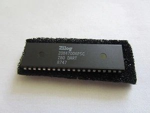 Z0847006PSC ZILOG Z80 CPU PERIPHERALS IC 6MHZ NMOS DART 40-DIP - Picture 1 of 3