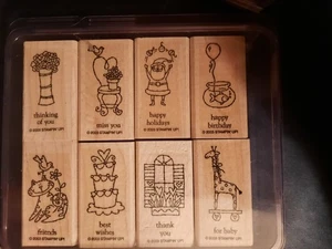 SET DI 8 FRANCOBOLLI STAMPIN UP LITTLE HELLOS MONTATI SU LEGNO - Foto 1 di 7