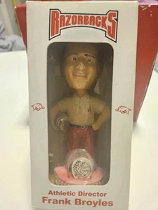 Arkansas Razorback Baseball Bobblehead direttore atletico Frank Broyles promo nuovo - Foto 1 di 2